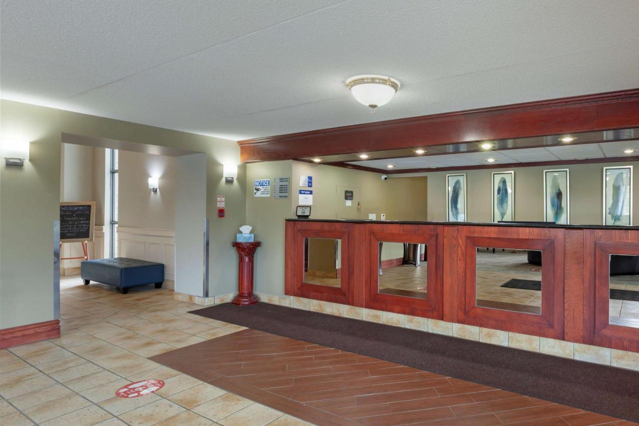 Best Western Plus Orillia Hotel Luaran gambar