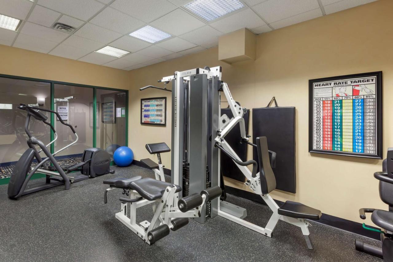 Best Western Plus Orillia Hotel Luaran gambar