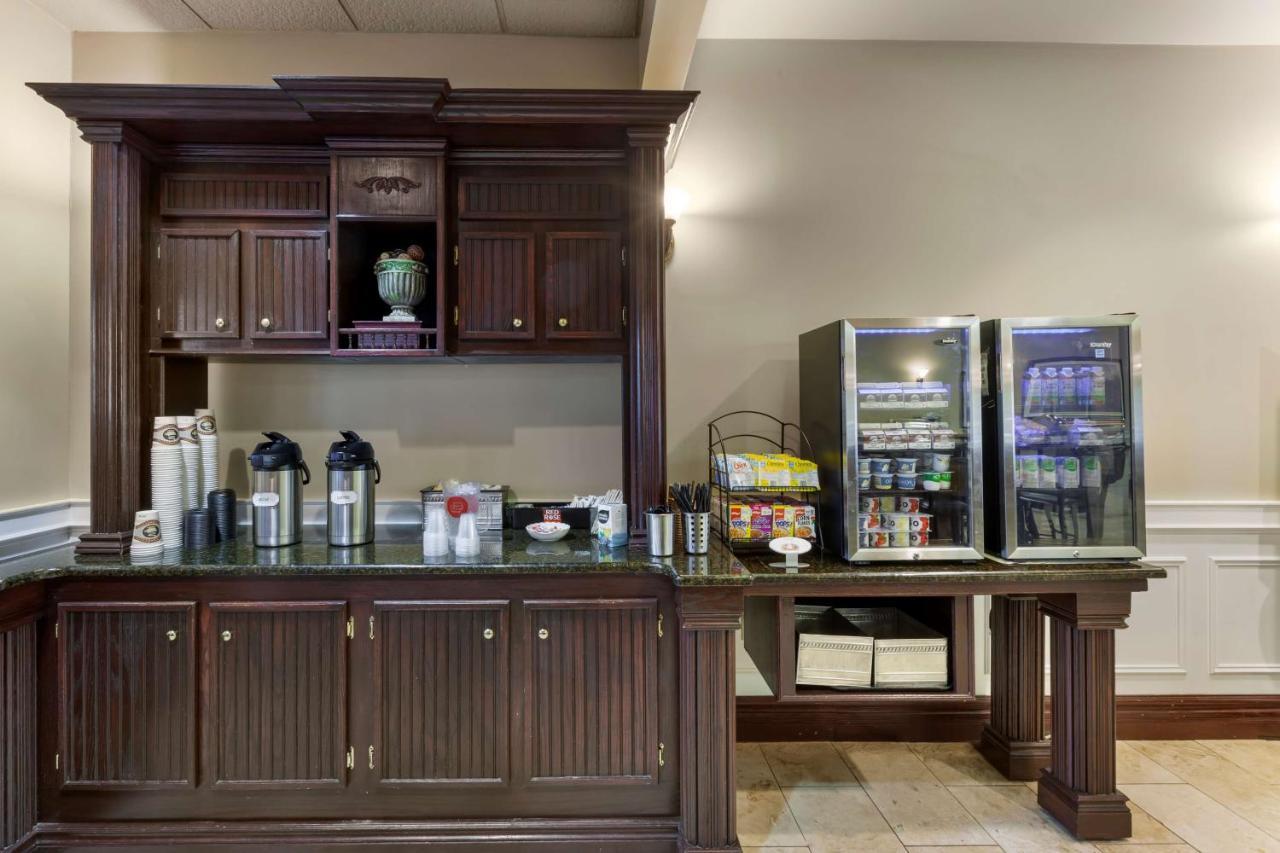 Best Western Plus Orillia Hotel Luaran gambar