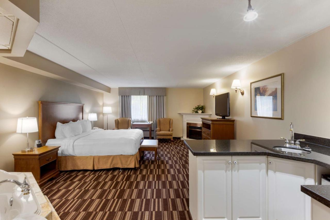 Best Western Plus Orillia Hotel Luaran gambar