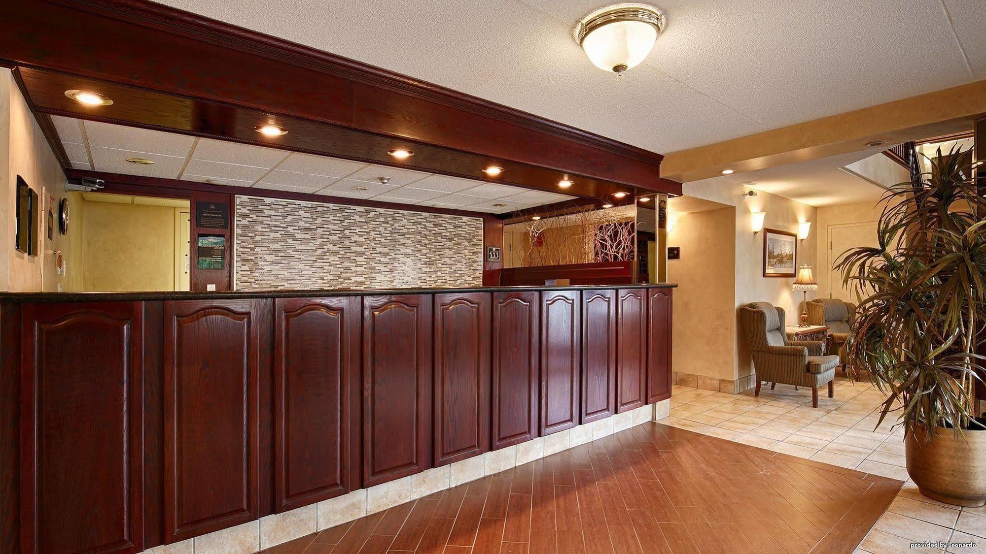 Best Western Plus Orillia Hotel Luaran gambar