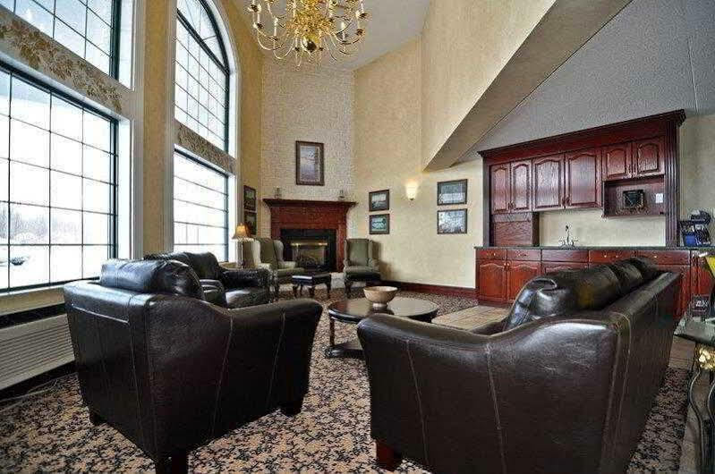 Best Western Plus Orillia Hotel Luaran gambar