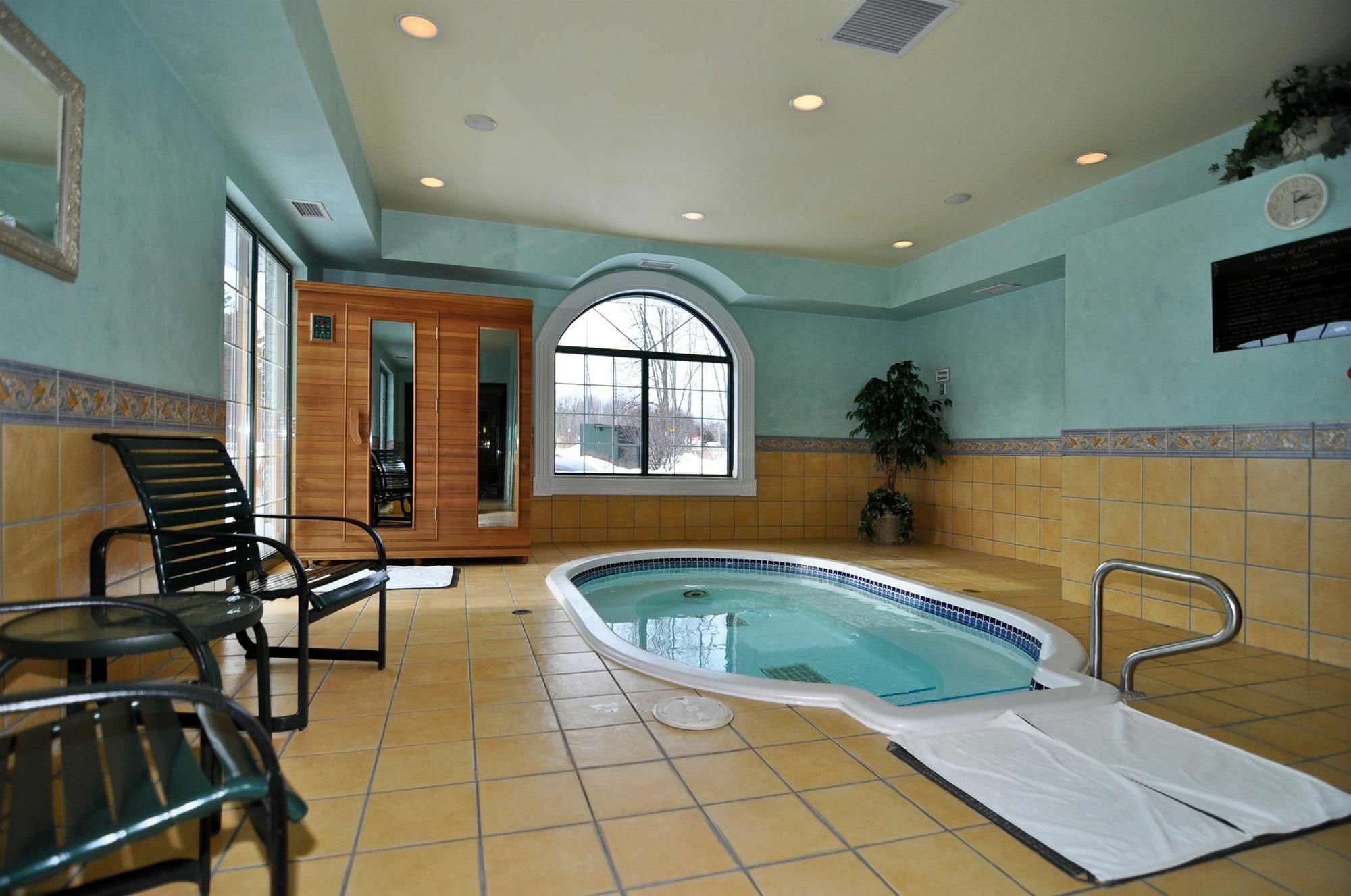 Best Western Plus Orillia Hotel Luaran gambar