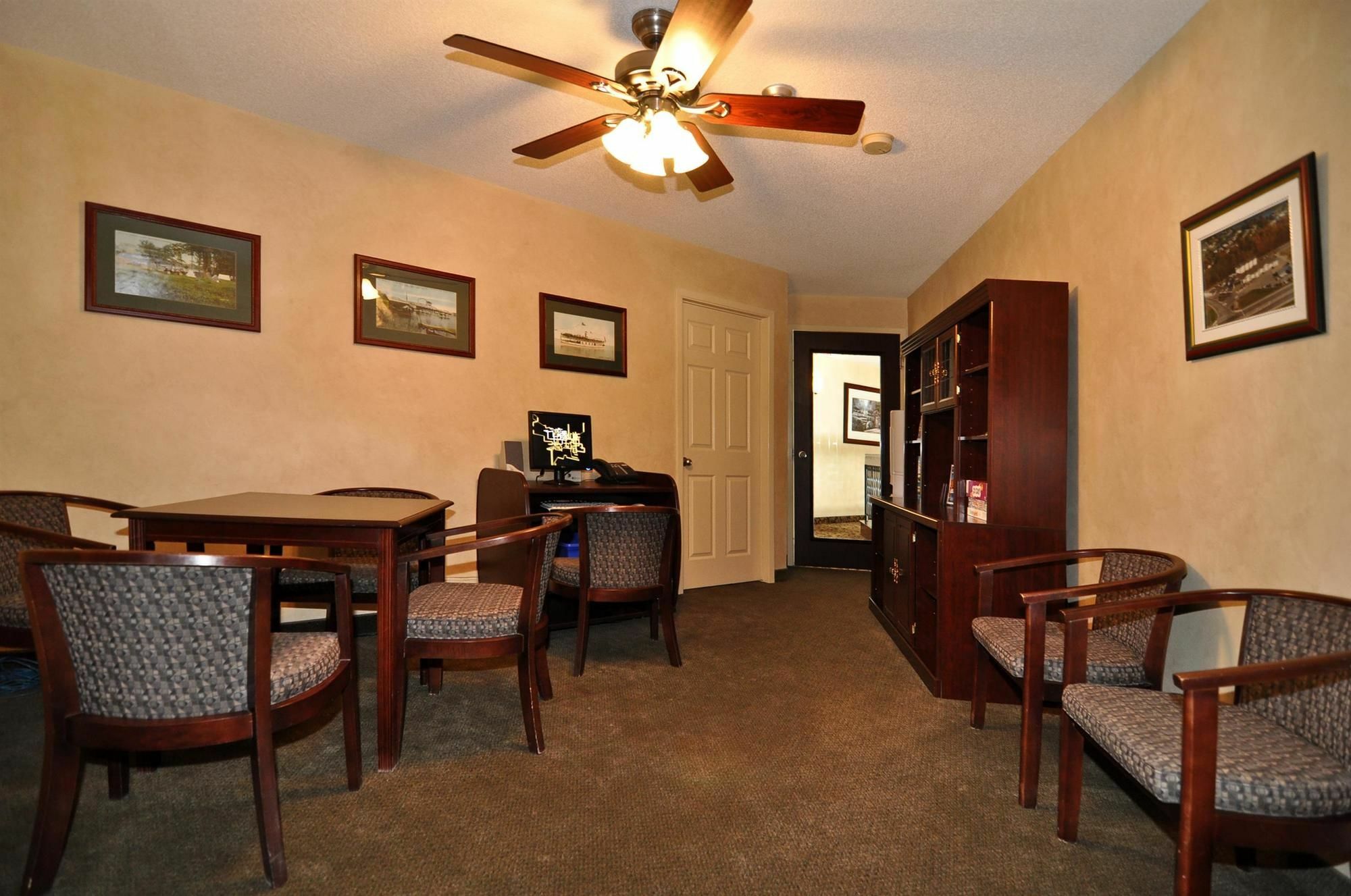 Best Western Plus Orillia Hotel Luaran gambar