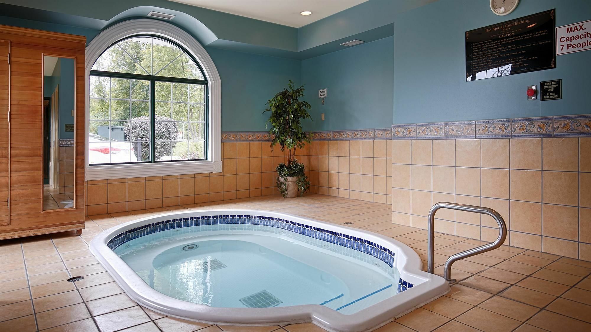 Best Western Plus Orillia Hotel Luaran gambar